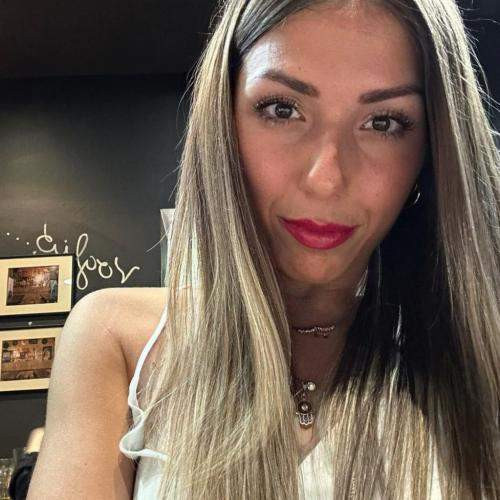 Kaksi “poikamaista” typyä joita kiinnostaa urheilu